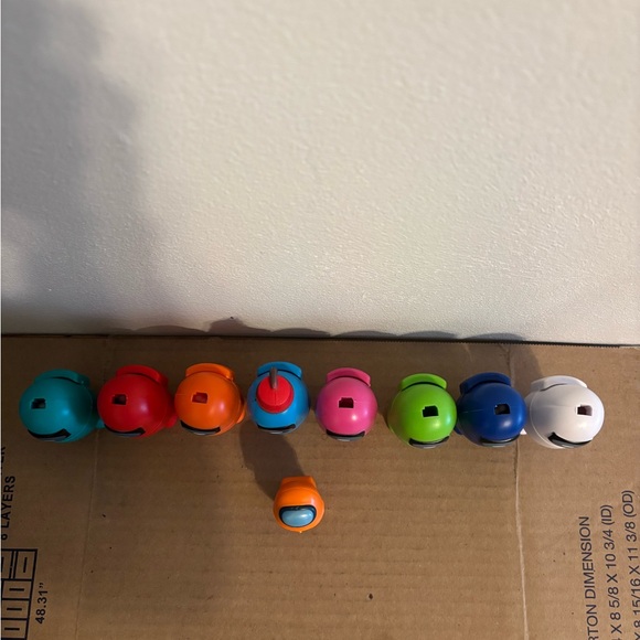 (Lot of 9) AMONG US 3” Figures - Picture 3 of 3